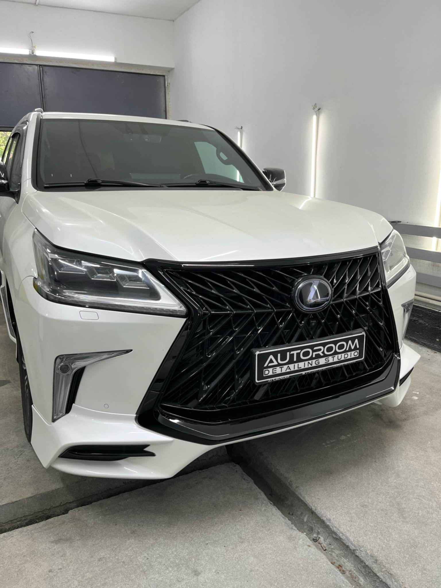 LEXUS LX 570 АНТИХРОМ